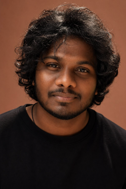 Portrait of Ven, co-founder and CTO of Aurentex
